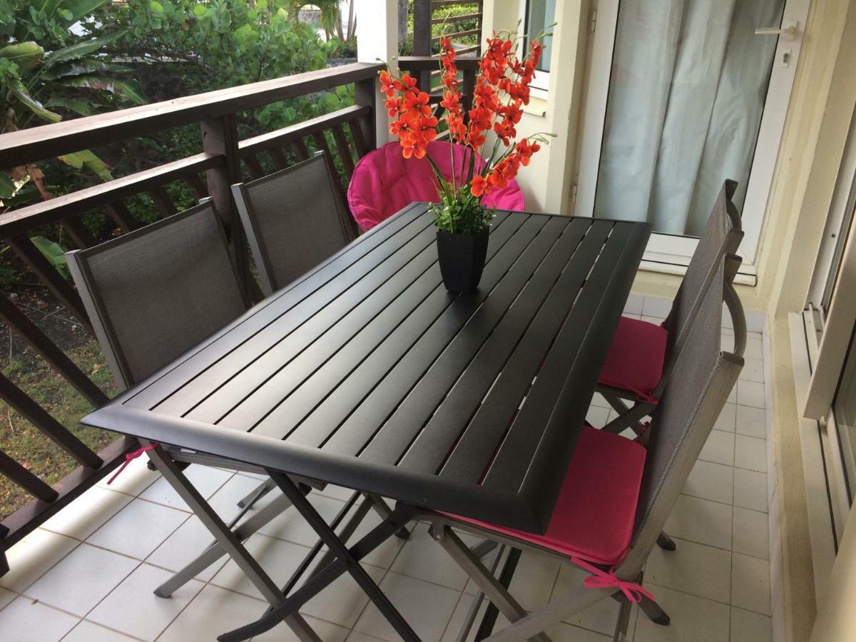 Appartement Arc En Ciel 3 Pieces Avec Acces Piscine Et Plage Saint-Francois  Exterior foto